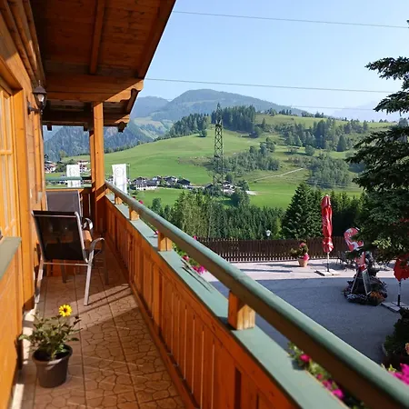 Haus Klingspitz Pilzegg 度假居